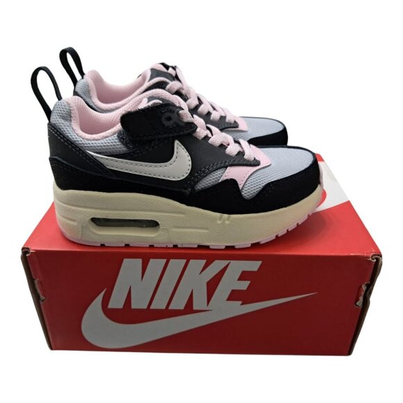 Nike Black and Pink Sneakers for Everyday Comfort - Picture 6 of 12